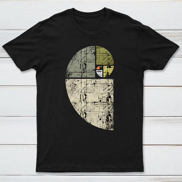 Distressed Fibonacci Spiral Geek Graphic T-Shirt